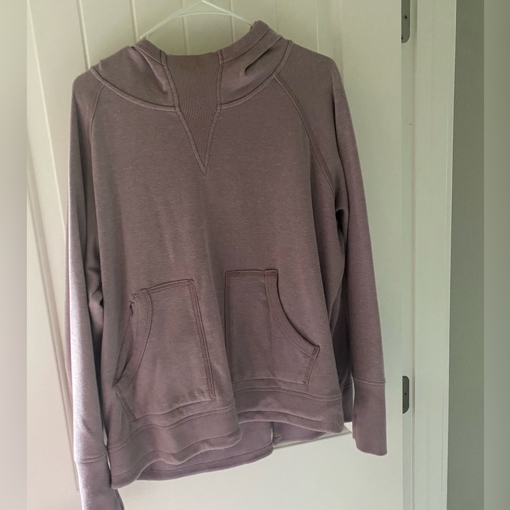 Mountain Hardware Hoodie